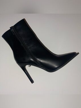 TRU Comfort Foam Soft Vegan Leather Black Ankle Boot with Stiletto Heel_10M_NWS